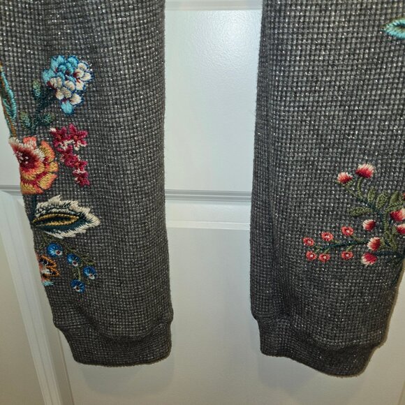 Johnny Was Waffle Knit Metallic Joggers - Picture 6 of 8